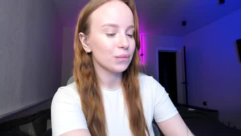 Snapshot of bunny_shinel chatting on 05/23/26, 06:56 Mary online show from 05/23/26, 06:56