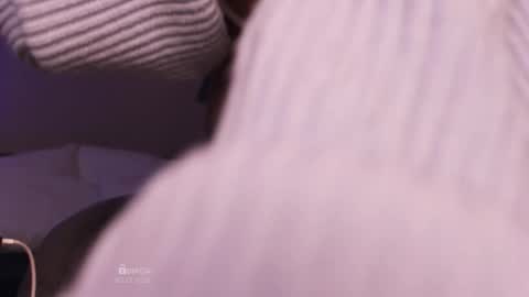 B U N N Y online show from 11/20/25, 04:23