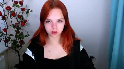Snapshot of bunnybloom_ chatting on 10/20/25, 04:02 Ariel online show from 10/20/25, 04:02