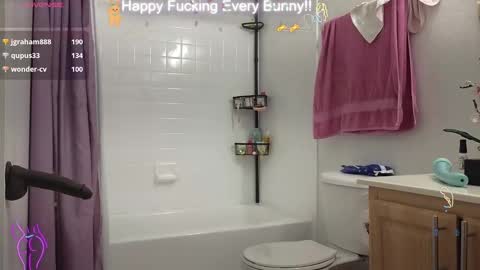 Snapshot of bunnycheekz chatting on 01/11/25, 03:44 Tokki  bunny  online show from 01/11/25, 03:44