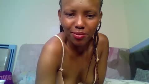 bunnydiva_ online show from 11/14/25, 11:46