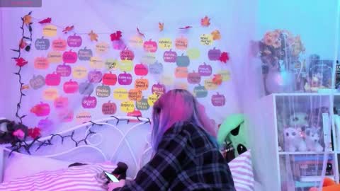 Snapshot of bunnyislewd chatting on 11/28/25, 02:58 bunnyislewd online show from 11/28/25, 02:58