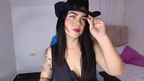 Snapshot of bunnykat_ chatting on 05/20/26, 10:21 katerine payne online show from 05/20/26, 10:21