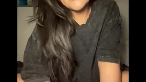 Snapshot of bunnymami chatting on 01/15/25, 05:29 bunnymami333 online show from 01/15/25, 05:29