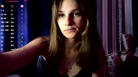 Snapshot of bunnytrussel chatting on 07/28/26, 11:17 Bella online show from 07/28/26, 11:17