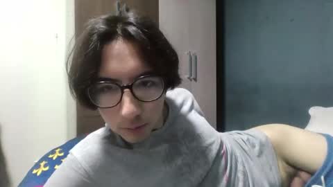 Snapshot of bunnywang chatting on 11/24/25, 04:01 Bunny Wang online show from 11/24/25, 04:01