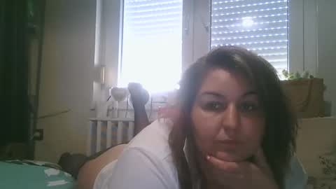 Snapshot of bunyoka1981 chatting on 09/19/25, 06:59 babuska1981 online show from 09/19/25, 06:59