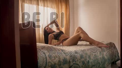 Snapshot of burbuja_cosmic chatting on 03/06/25, 04:08 Im Val Welcome to my room My instagram Bubble cosmic online show from 03/06/25, 04:08