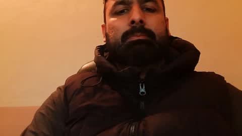 Snapshot of burlymonster chatting on 01/11/25, 04:16 Hairy Arabian online show from 01/11/25, 04:16