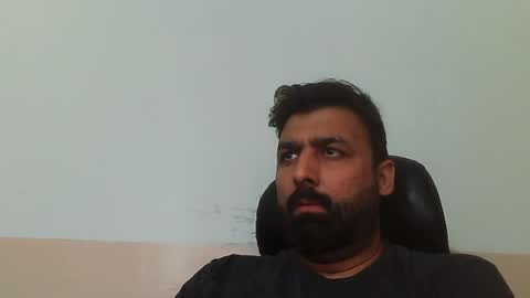 Snapshot of burlymonster chatting on 02/13/25, 04:32 Hairy Arabian online show from 02/13/25, 04:32