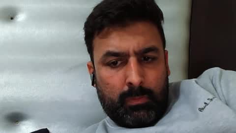 Snapshot of burlymonster chatting on 12/01/25, 05:40 Hairy Arabian online show from 12/01/25, 05:40