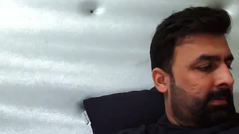 Snapshot of burlymonster chatting on 12/03/25, 06:28 Hairy Arabian online show from 12/03/25, 06:28