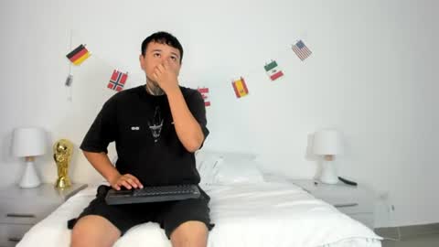 Snapshot of burning_diamond__ chatting on 06/24/26, 11:42 Nova and Sammy online show from 06/24/26, 11:42