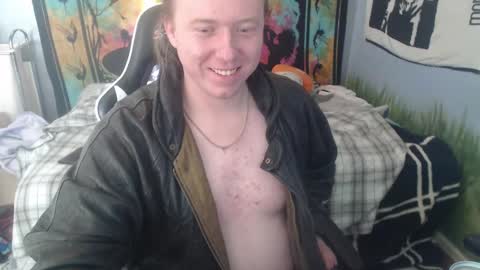 Snapshot of burningflute chatting on 12/22/24, 04:06 burningflute online show from 12/22/24, 04:06