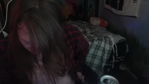 Snapshot of burningflute chatting on 12/25/24, 12:59 burningflute online show from 12/25/24, 12:59