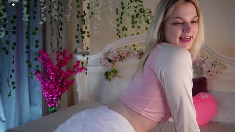 Jessica online show from 10/16/25, 03:24