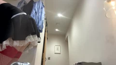 Snapshot of buster43218 chatting on 02/27/25, 07:01 buster43218 online show from 02/27/25, 07:01