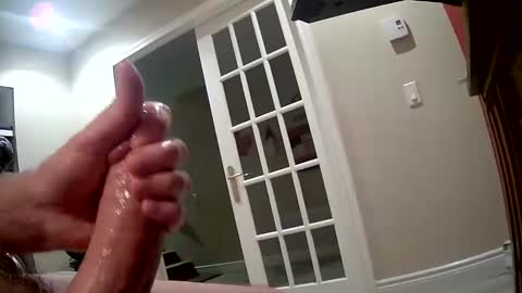 Snapshot of busterpoindexter9999 chatting on 12/20/24, 04:09 busterpoindexter9999 online show from 12/20/24, 04:09