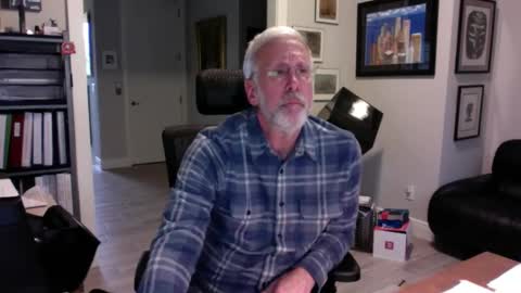 Snapshot of bustinout99 chatting on 01/10/25, 08:48 afternoon wood online show from 01/10/25, 08:48