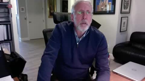 Snapshot of bustinout99 chatting on 02/21/25, 10:37 afternoon wood online show from 02/21/25, 10:37