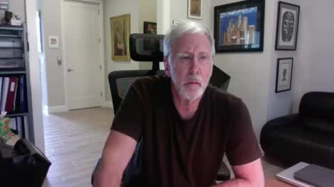 Snapshot of bustinout99 chatting on 04/03/26, 05:44 afternoon wood online show from 04/03/26, 05:44