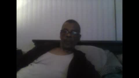 Busturgutzgd1 online show from 02/10/25, 04:30