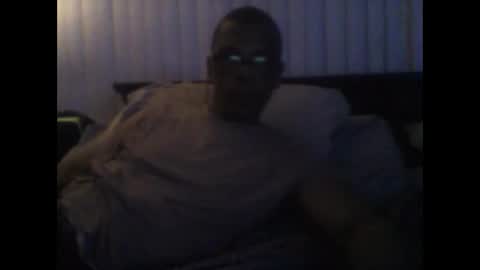 Busturgutzgd1 online show from 02/13/25, 07:35