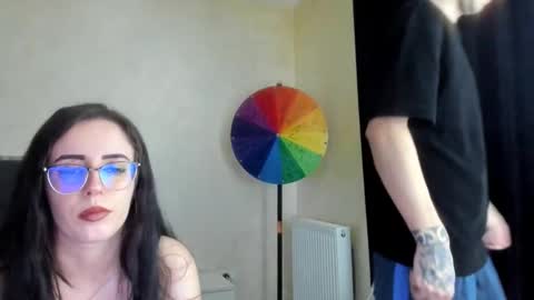 Max  Andrea online show from 12/22/25, 09:23