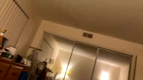 Snapshot of busty_2008 chatting on 02/26/26, 05:17 busty_2008 online show from 02/26/26, 05:17