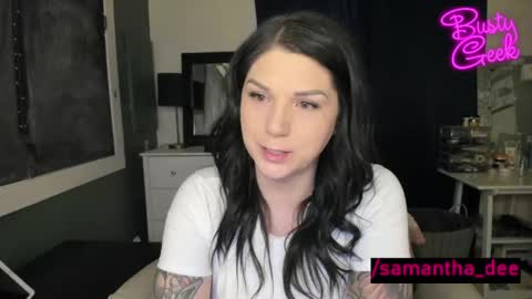 Snapshot of busty_geek48 chatting on 05/01/26, 02:38 Samantha Dee online show from 05/01/26, 02:38