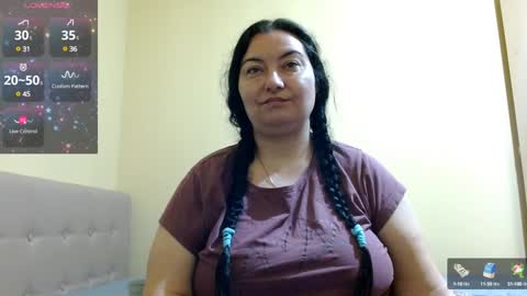 Snapshot of bustyemma chatting on 02/05/25, 06:24 Emma online show from 02/05/25, 06:24