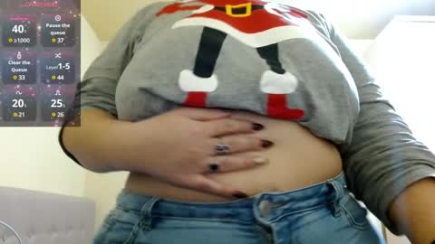 Snapshot of bustyemma chatting on 02/07/25, 06:35 Emma online show from 02/07/25, 06:35