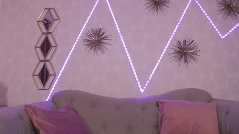      online between 6AM and 2PM EET almost everyday. online show from 10/13/25, 03:17