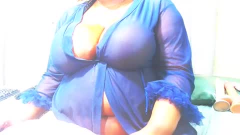 bustymaturestepmum online show from 05/11/26, 02:45