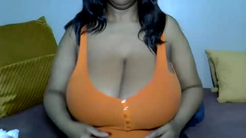Snapshot of bustytessa37 chatting on 06/30/26, 03:07 bustytessa37 online show from 06/30/26, 03:07