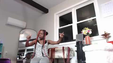 Snapshot of butt3rcup chatting on 11/01/25, 02:57 Goddess online show from 11/01/25, 02:57