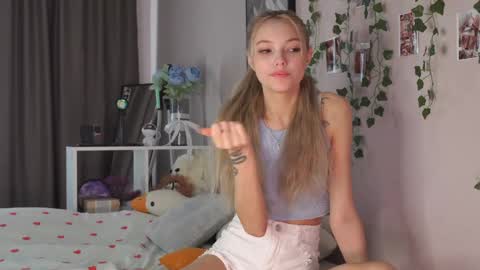 butteflai online show from 04/17/26, 07:22