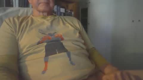 Snapshot of butterband chatting on 03/04/26, 12:16 butterband online show from 03/04/26, 12:16