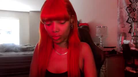 Snapshot of butterflybootyy chatting on 10/04/25, 04:05 butterfly booty online show from 10/04/25, 04:05