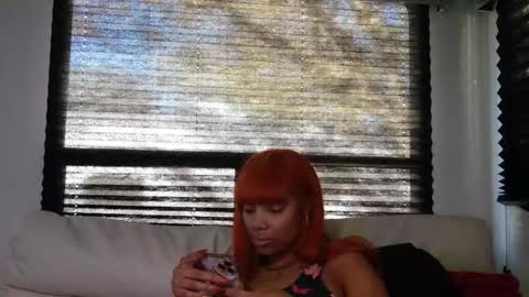 Snapshot of butterflybootyy chatting on 10/20/25, 08:20 butterfly booty online show from 10/20/25, 08:20