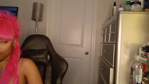 butterfly booty online show from 02/06/26, 01:54