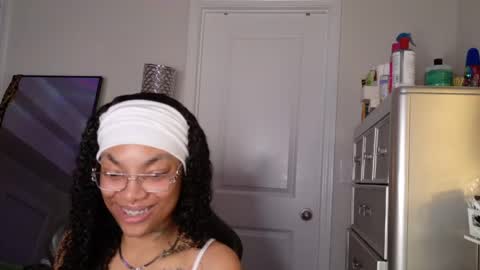 butterfly booty online show from 04/27/26, 05:49