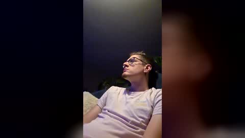 Snapshot of buttonjay chatting on 07/07/26, 01:52 Buttonjay online show from 07/07/26, 01:52