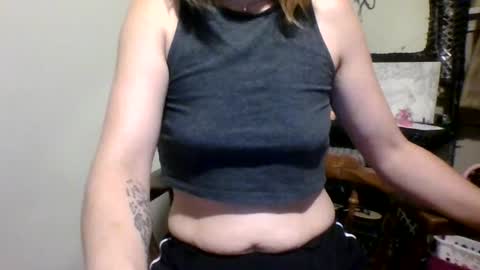 Snapshot of buttonz455 chatting on 06/29/26, 07:47 Buttonz455 online show from 06/29/26, 07:47