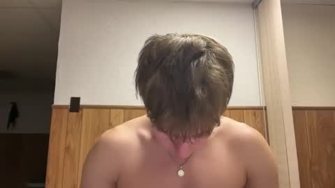 Snapshot of buzz5127 chatting on 10/16/25, 04:24 buzz5127 online show from 10/16/25, 04:24