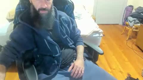 Buzz online show from 04/12/26, 01:05