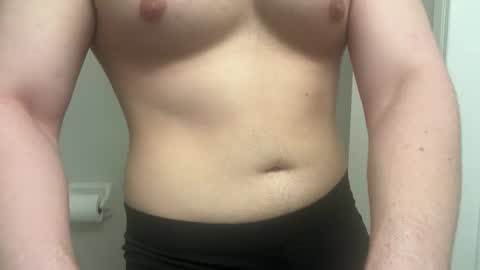 Snapshot of bwc18fresh chatting on 04/15/26, 07:58 bwc18fresh online show from 04/15/26, 07:58