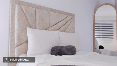    online show from 01/18/26, 03:32