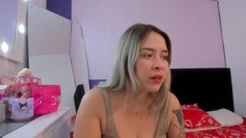 Snapshot of byanca_winklar chatting on 12/17/24, 04:53 online show from 12/17/24, 04:53