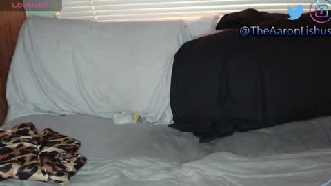Snapshot of bytchjuice chatting on 05/14/26, 01:29 AaronBSassxxx online show from 05/14/26, 01:29